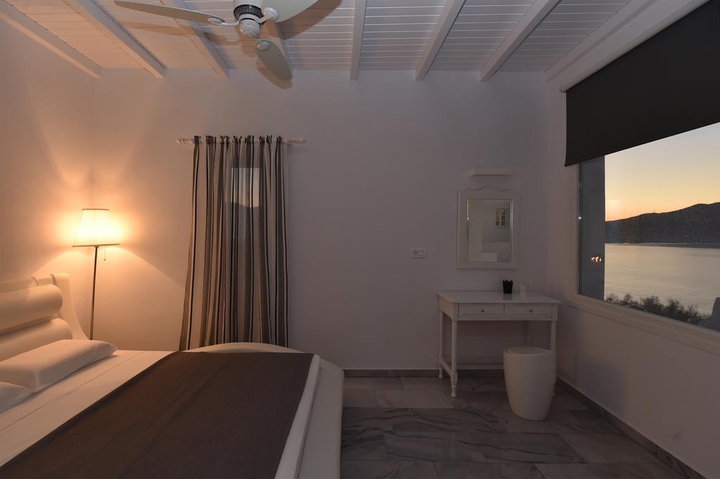 Aparthotel Irini 3*