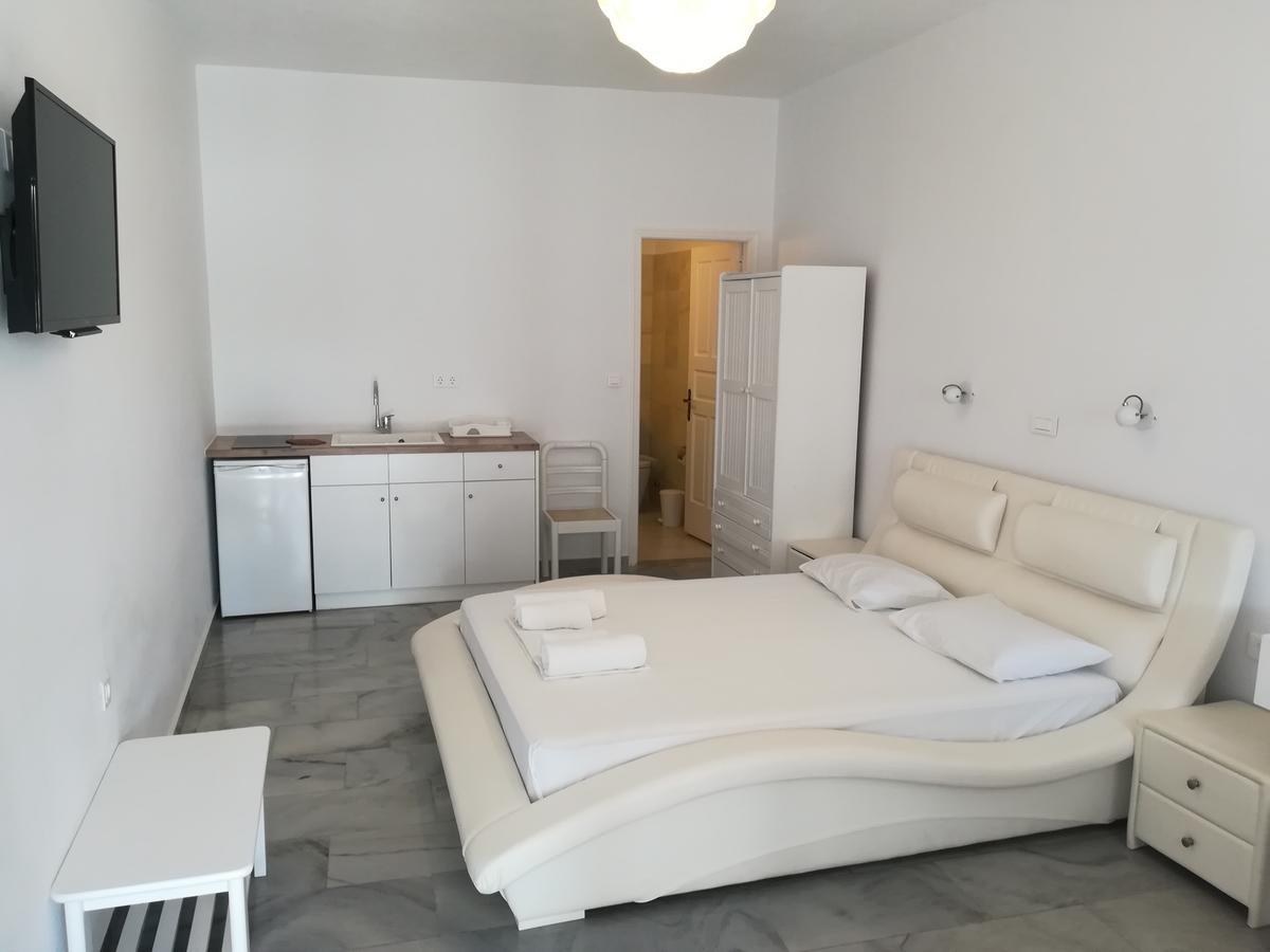 Aparthotel Irini Naoussa